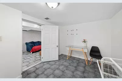 294 Ege Ave #G, Jersey City, NJ 07304 - Photo 11