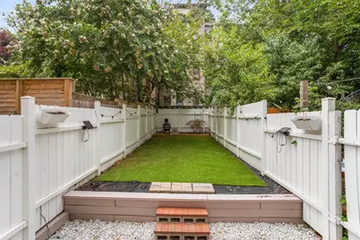 204 6th St #1L, Jersey City, NJ 07302 - Photo 11