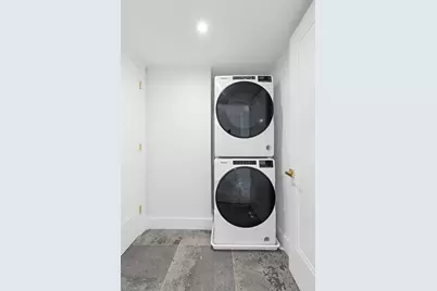 322 3rd St #1, Jersey City, NJ 07302 - Photo 15