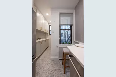 131 Kensington Ave #105, Jersey City, NJ 07304 - Photo 5