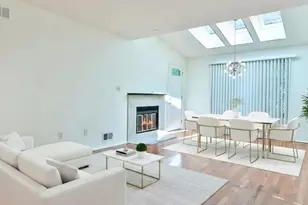 700 Mainsail Ln, Secaucus, NJ 07094 - Photo 1