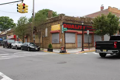 203 43rd St, Union City, NJ 07087 - Photo 5