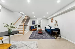 366 7th St, Jersey City, NJ 07302 - Photo 13