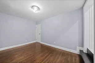 211 New York Ave, Jersey City, NJ 07307 - Photo 17