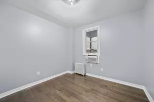 211 New York Ave, Jersey City, NJ 07307 - Photo 21