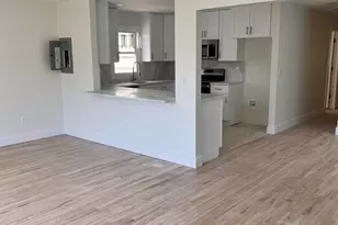 72 69th St, Guttenberg, NJ 07093 - Photo 5