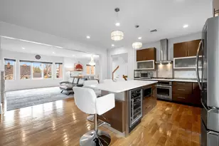 807 Edgewood Ln, Fort Lee, NJ 07024 - Photo 9