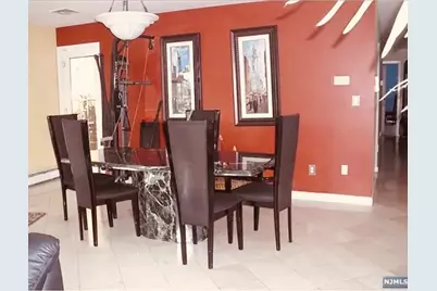 8C Cove Lane, North Bergen, NJ 07047 - Photo 5