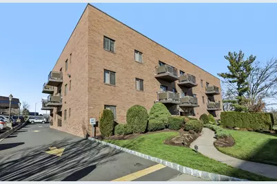 279 Clark St #A7, Hackensack, NJ 07601 - Photo 3