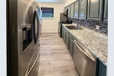 8 West Side Ave #2, Jersey City, NJ 07305 - Photo 1