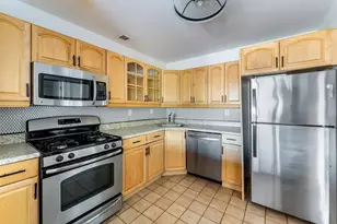 1150 River Rd, Edgewater, NJ 07020 - Photo 9