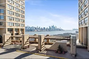 7002 Blvd E, Guttenberg, NJ 07093 - Photo 3