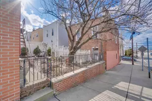 678 Liberty Ave, Jersey City, NJ 07307 - Photo 7