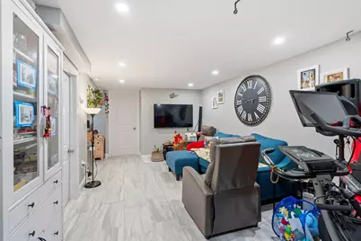 137A De Kalb Ave, Jersey City, NJ 07306 - Photo 3