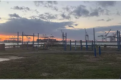 190 West 24th St, Bayonne, NJ 07002 - Photo 19