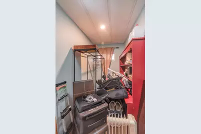 190 West 24th St, Bayonne, NJ 07002 - Photo 13