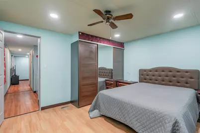 190 West 24th St, Bayonne, NJ 07002 - Photo 9