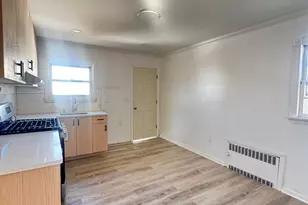 323 Devon St, Kearny, NJ 07032 - Photo 3