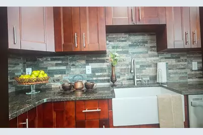 202 Kennedy Blvd #2, Bayonne, NJ 07002 - Photo 5