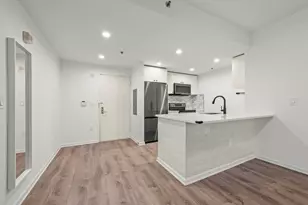 102 Christopher Columbus Dr, Jersey City, NJ 07302 - Photo 13