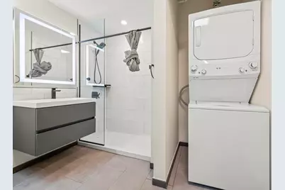 102 Christopher Columbus Dr #303, Jersey City, NJ 07302 - Photo 9