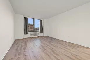 102 Christopher Columbus Dr, Jersey City, NJ 07302 - Photo 5