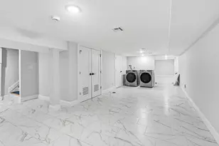 865 Summit Ave, Jersey City, NJ 07307 - Photo 29