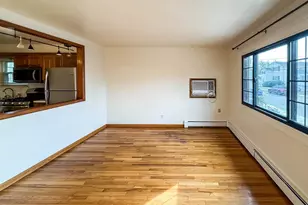 14 Suburbia Ct, Jersey City, NJ 07305 - Photo 9