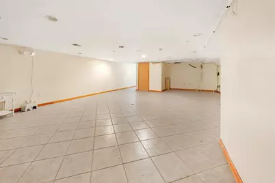 910 Summit Ave, Union City, NJ 07087 - Photo 11