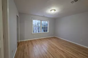 27 Jewett Ave, Jersey City, NJ 07304 - Photo 13