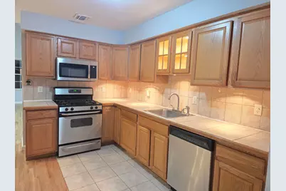27 Jewett Ave #2, Jersey City, NJ 07304 - Photo 3