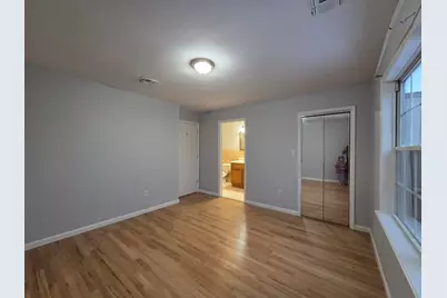 27 Jewett Ave #2, Jersey City, NJ 07304 - Photo 11