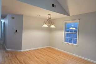 27 Jewett Ave, Jersey City, NJ 07304 - Photo 5