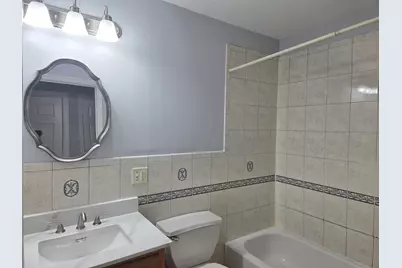 27 Jewett Ave #2, Jersey City, NJ 07304 - Photo 9