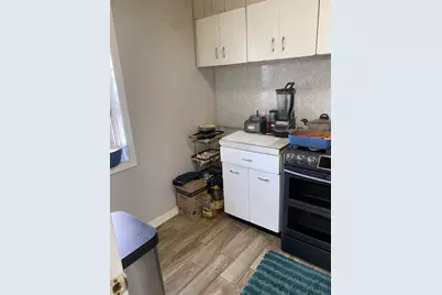 32 Lincoln Parkway, Bayonne, NJ 07002 - Photo 13