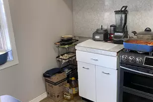 32 Lincoln Pkwy, Bayonne, NJ 07002 - Photo 13