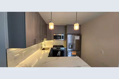 89 Harbor Key Harbor Key #89, Secaucus, NJ 07094 - Photo 7