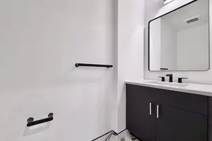 375 Monmouth St, Jersey City, NJ 07302 - Photo 3