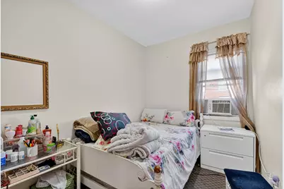 98 West 49th St, Bayonne, NJ 07002 - Photo 7