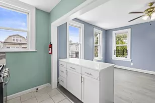 209 Danforth Ave, Jersey City, NJ 07305 - Photo 11