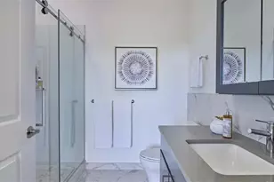 250 Ave E, Bayonne, NJ 07002 - Photo 7