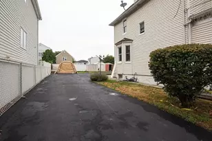 733 Hudson Ave, Secaucus, NJ 07094 - Photo 13