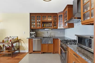 6040 Blvd East #32-E, West New York, NJ 07093 - Photo 7