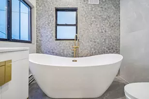 166 Steuben St, Jersey City, NJ 07302 - Photo 17