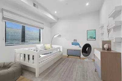 426 Aurora Ave, Cliffside Park, NJ 07010 - Photo 15