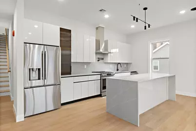 192 Cambridge Ave #3, Jersey City, NJ 07307 - Photo 5