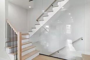 192 Cambridge Ave, Jersey City, NJ 07307 - Photo 15