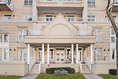 207 Shearwater Ct West #31, Jersey City, NJ 07305 - Photo 33