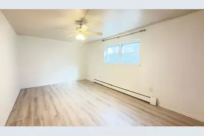 2200 Paterson Plank Rd #5, North Bergen, NJ 07047 - Photo 5