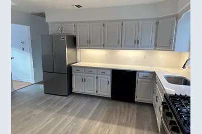 41 Kipp Ave #2FL, Elmwood Park, NJ 07407 - Photo 7